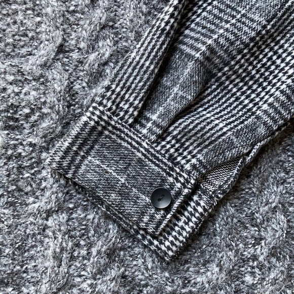 Women’s knit sweater - Picture 2 of 4